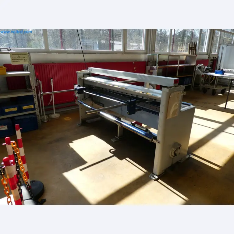 Spritzgießmaschinen, CNC-Maschinen & Montagelinien für Heizelemente und Automotive-Komponenten-5