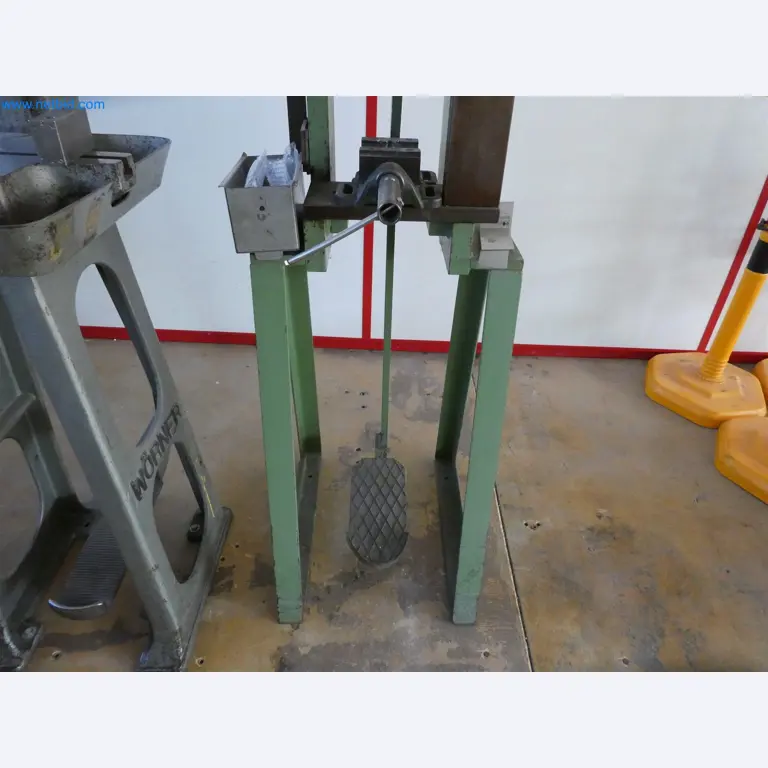 Spritzgießmaschinen, CNC-Maschinen & Montagelinien für Heizelemente und Automotive-Komponenten-3