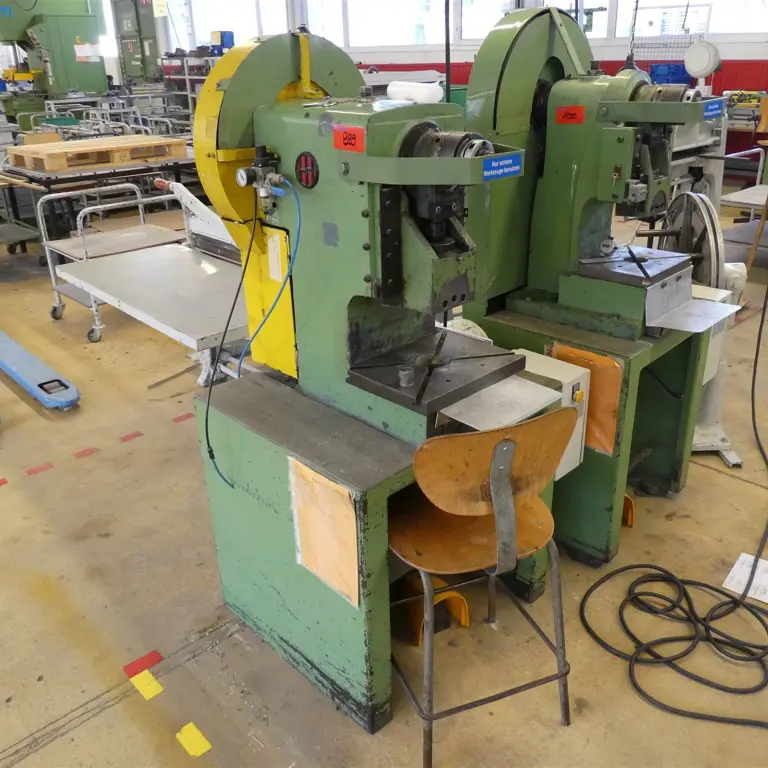 Poinçonneuse excentrique Hattler EZ5