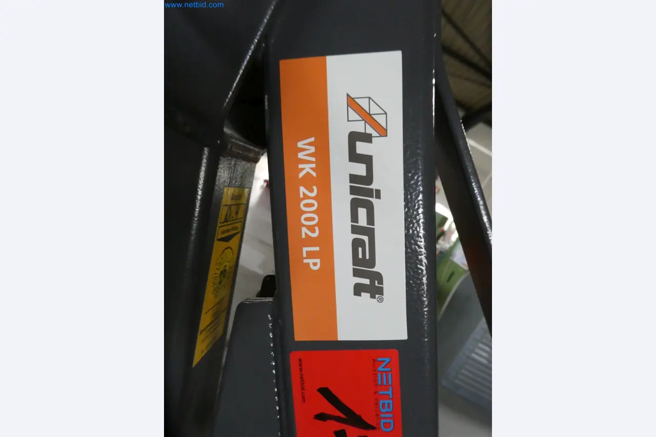 Machines de moulage par injection, machines CNC & lignes d'assemblage pour les éléments chauffants et les composants automobiles-3