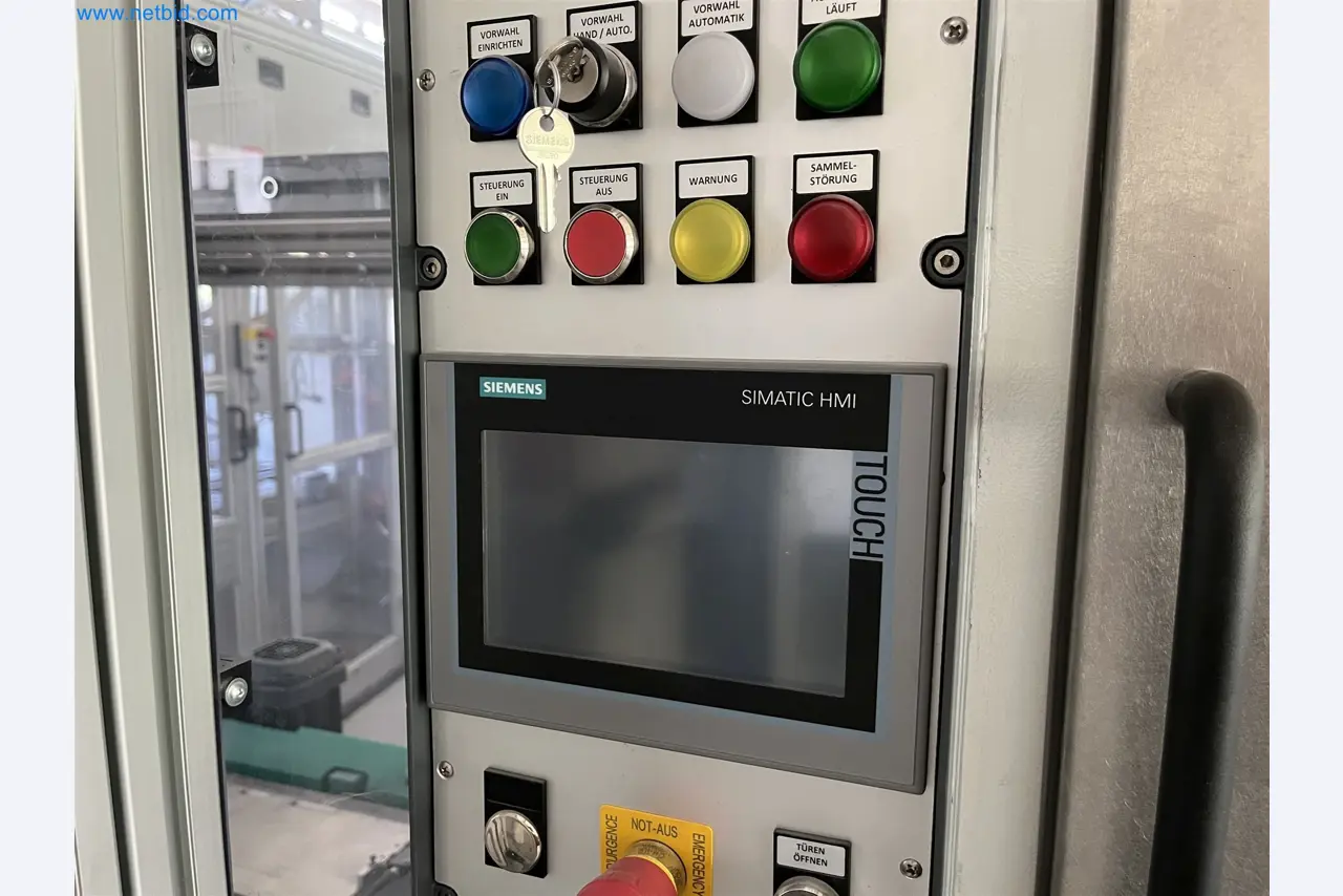 Vstřikovací stroje, CNC stroje a montážní linky pro topná tělesa a automobilové komponenty-2