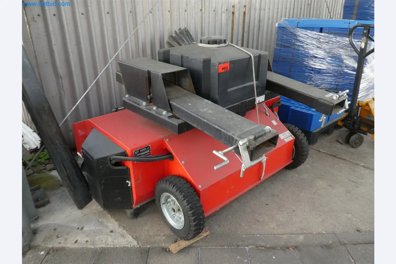 Machines de moulage par injection, machines CNC & lignes d'assemblage pour les éléments chauffants et les composants automobiles-1