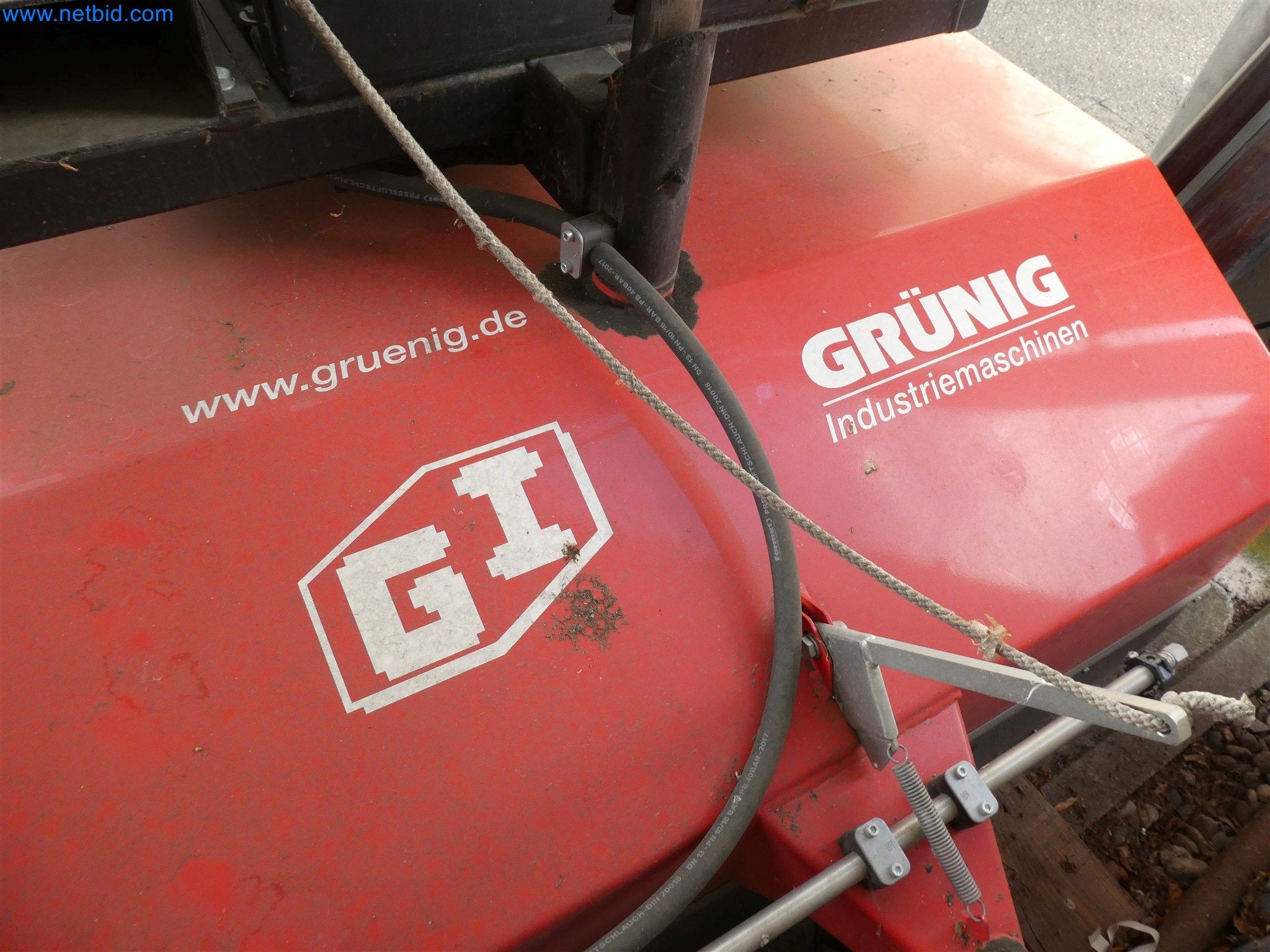 Machines de moulage par injection, machines CNC & lignes d'assemblage pour les éléments chauffants et les composants automobiles-4