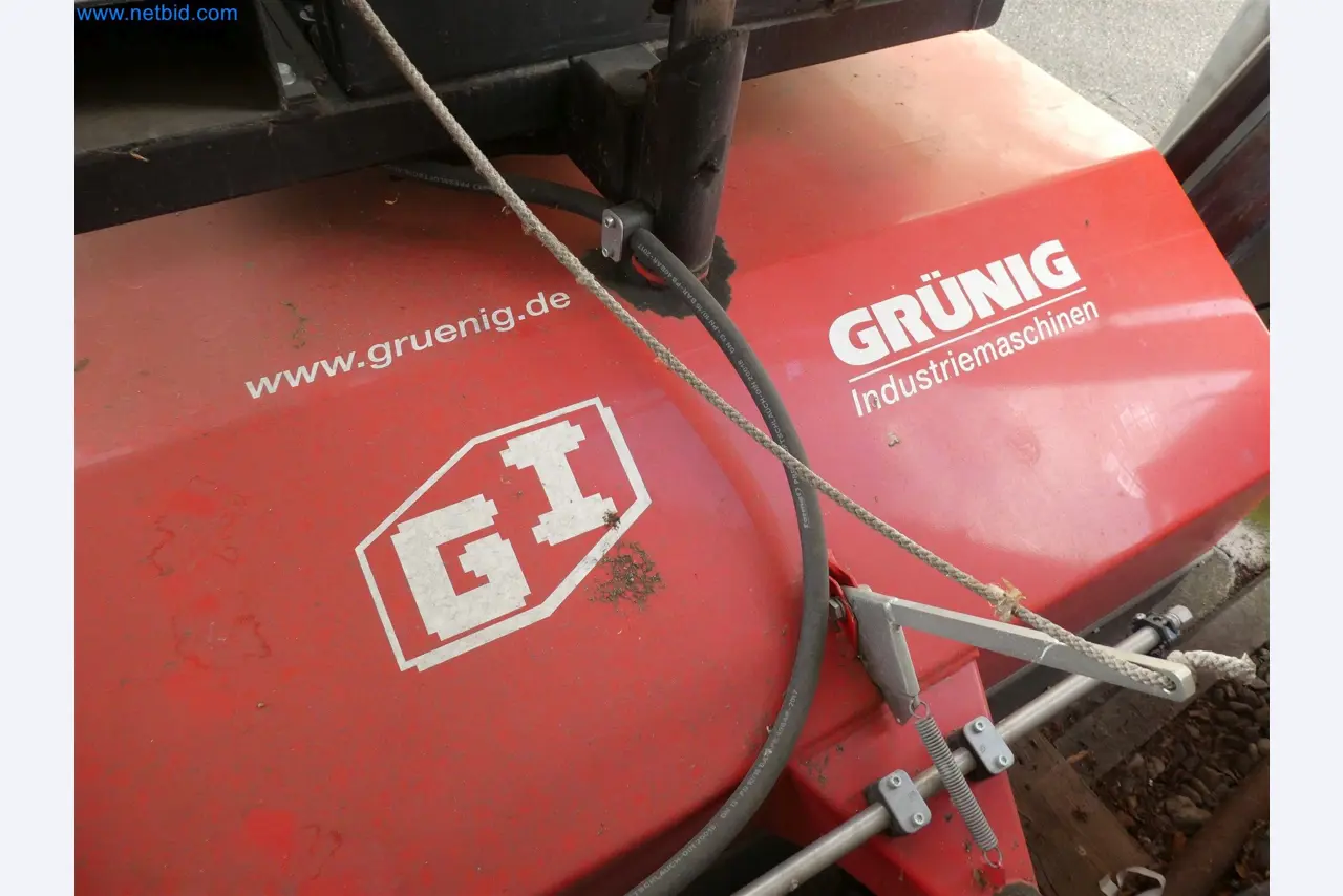 Machines de moulage par injection, machines CNC & lignes d'assemblage pour les éléments chauffants et les composants automobiles-4