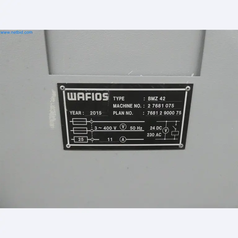 Máquinas de moldagem por injeção, máquinas CNC e linhas de montagem para elementos de aquecimento e componentes automóveis-6