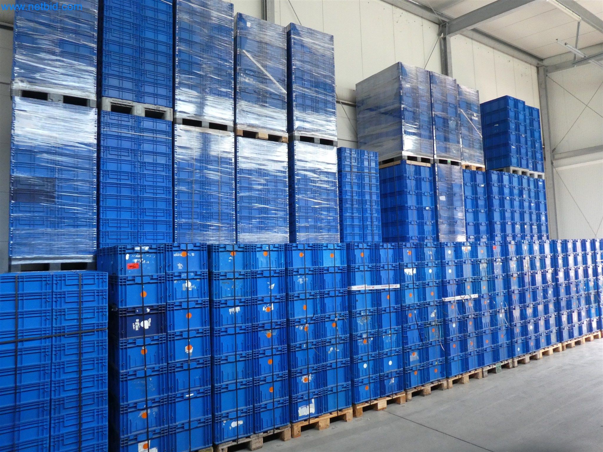 Machines de moulage par injection, machines CNC & lignes d'assemblage pour les éléments chauffants et les composants automobiles-2