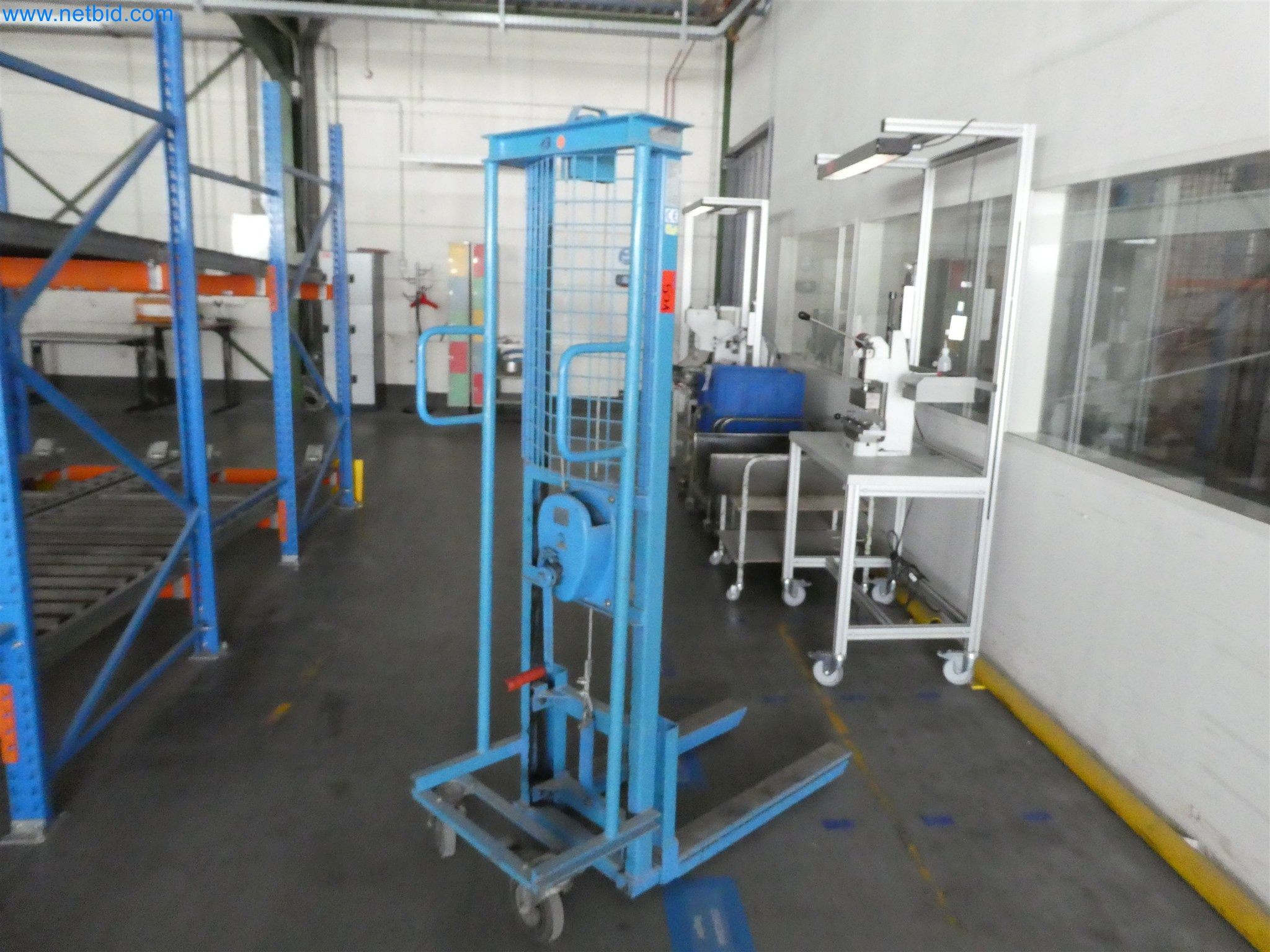 Machines de moulage par injection, machines CNC & lignes d'assemblage pour les éléments chauffants et les composants automobiles-2