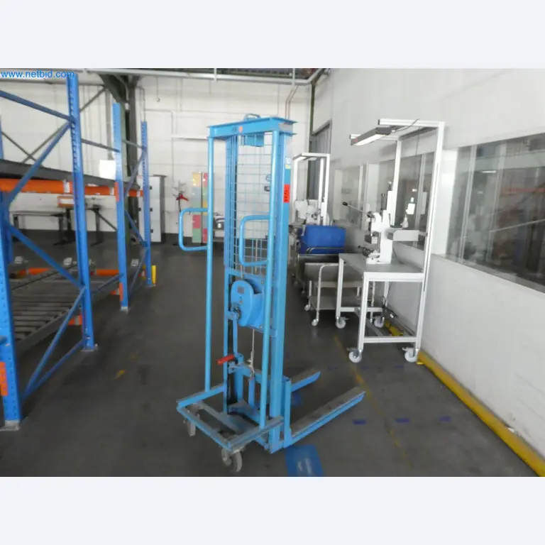 Machines de moulage par injection, machines CNC & lignes d'assemblage pour les éléments chauffants et les composants automobiles-2