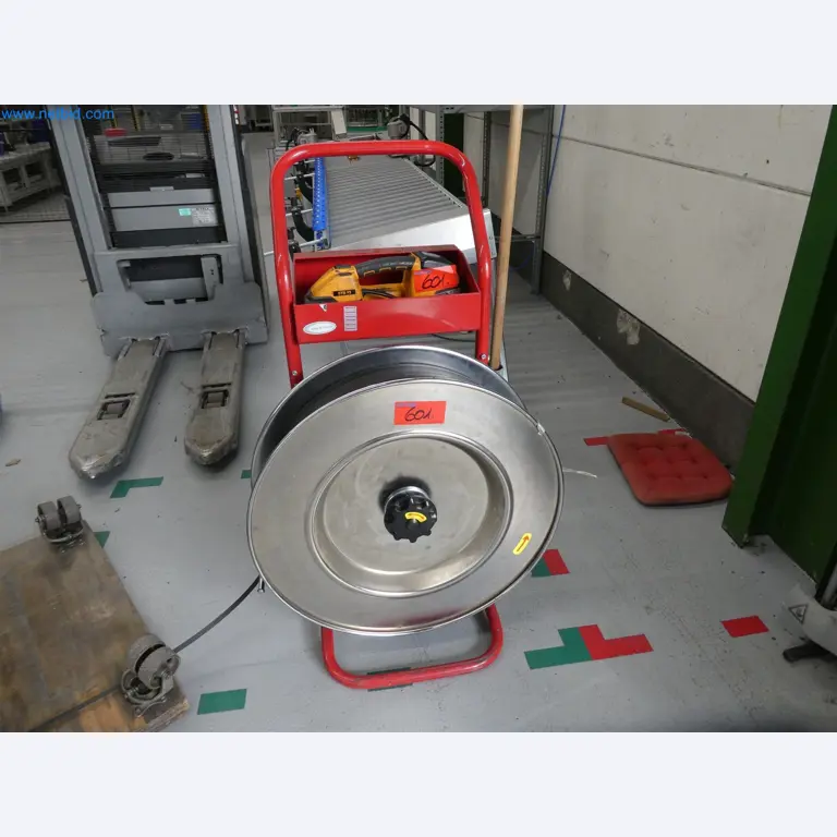 Machines de moulage par injection, machines CNC & lignes d'assemblage pour les éléments chauffants et les composants automobiles-1