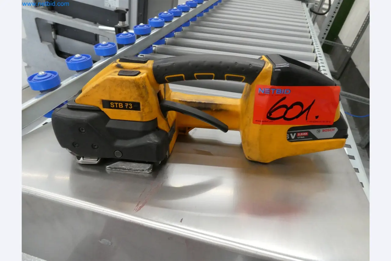 Machines de moulage par injection, machines CNC & lignes d'assemblage pour les éléments chauffants et les composants automobiles-3