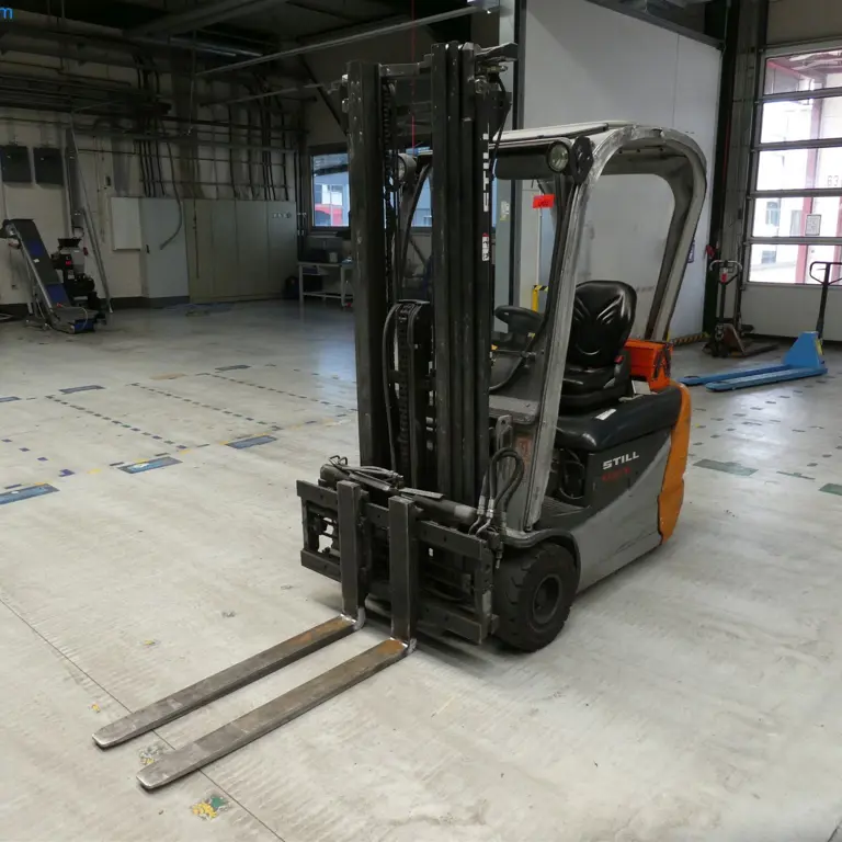Elektryczny wózek widłowy (późniejsza wersja) Still RX50-16