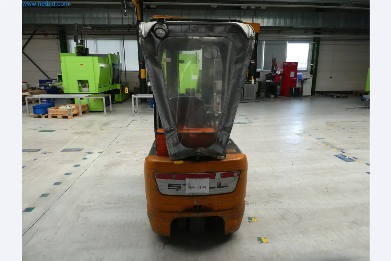 Máquinas de moldagem por injeção, máquinas CNC e linhas de montagem para elementos de aquecimento e componentes automóveis-4