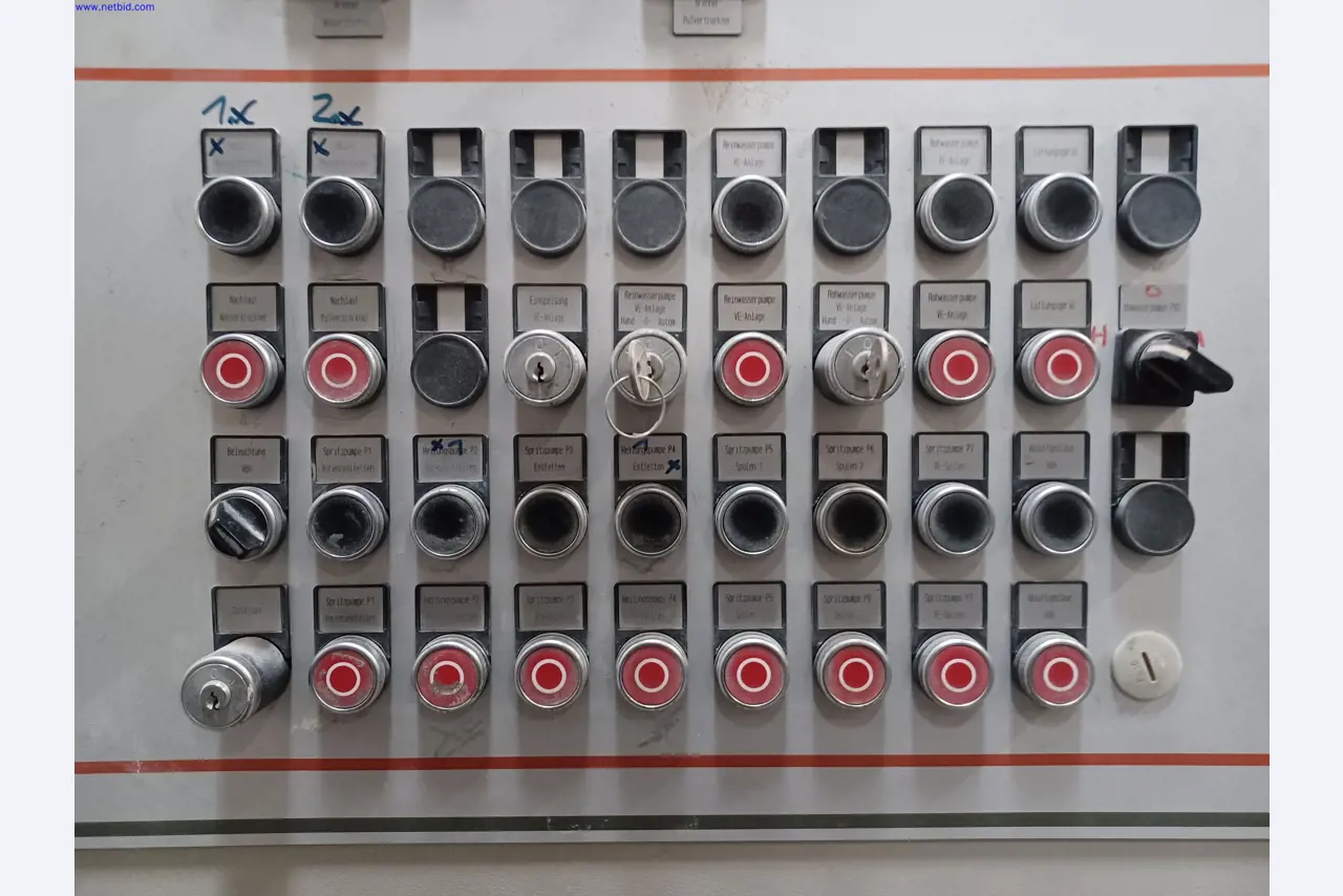 Machines of a lighting manufacturer for metalworking with accessories, continuous painting system, high-bay racking, industrial trucks, vehicles, IT and office equipment-11