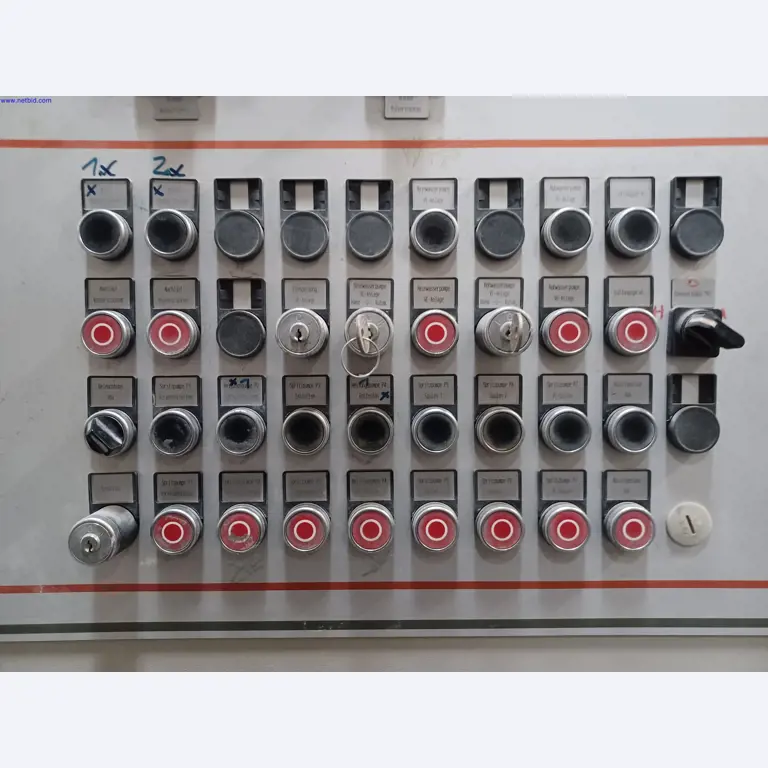 Machines of a lighting manufacturer for metalworking with accessories, continuous painting system, high-bay racking, industrial trucks, vehicles, IT and office equipment-11