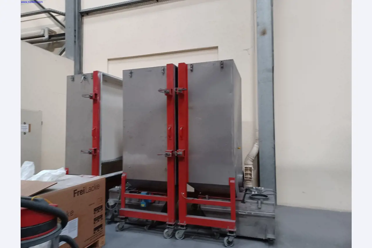 Machines of a lighting manufacturer for metalworking with accessories, continuous painting system, high-bay racking, industrial trucks, vehicles, IT and office equipment-17