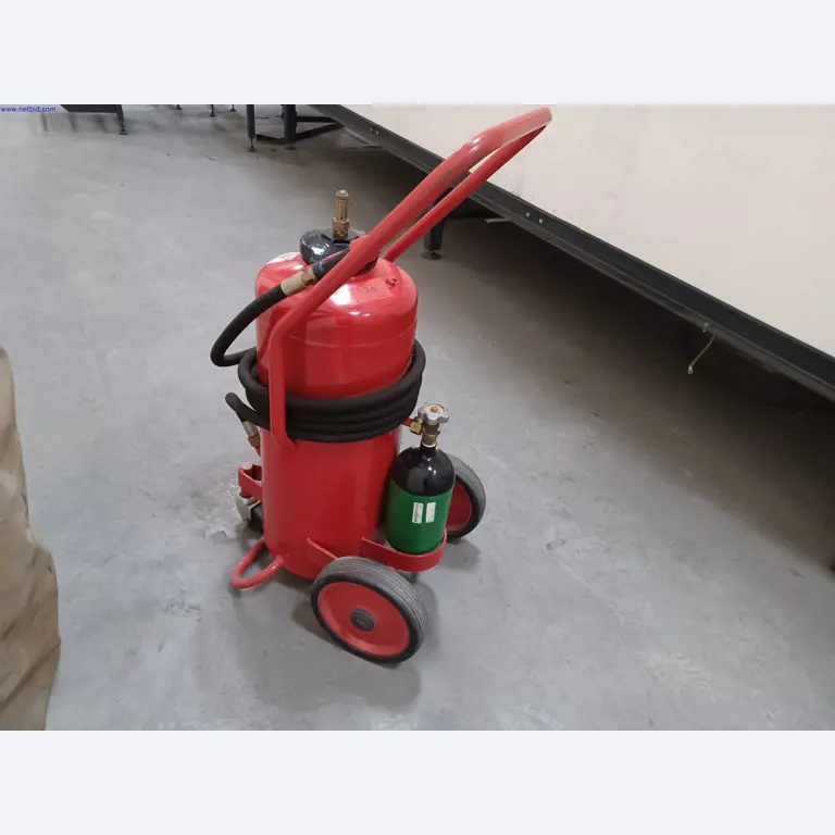 Machines of a lighting manufacturer for metalworking with accessories, continuous painting system, high-bay racking, industrial trucks, vehicles, IT and office equipment-1