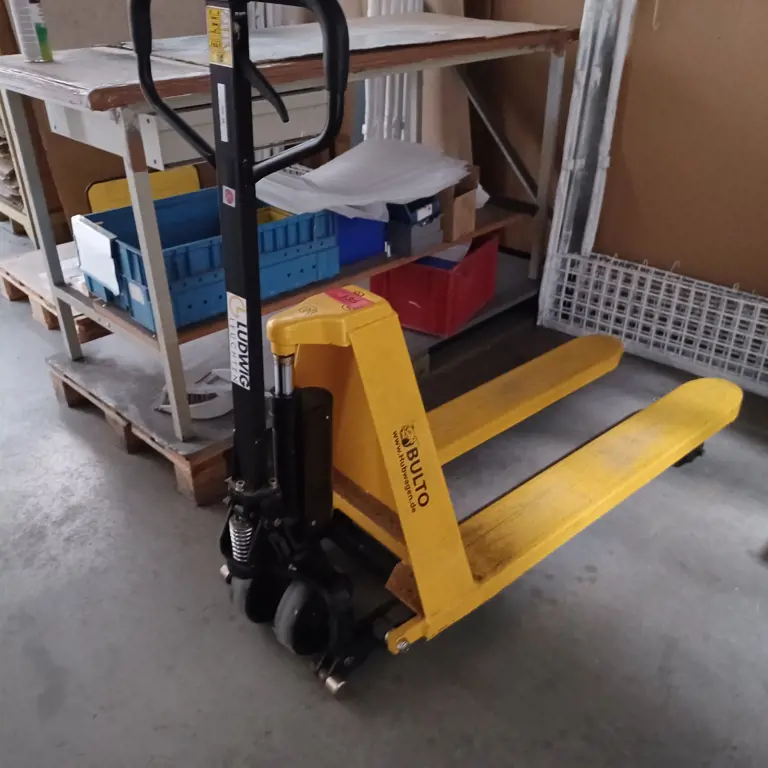 Scissor lift truck Bulto