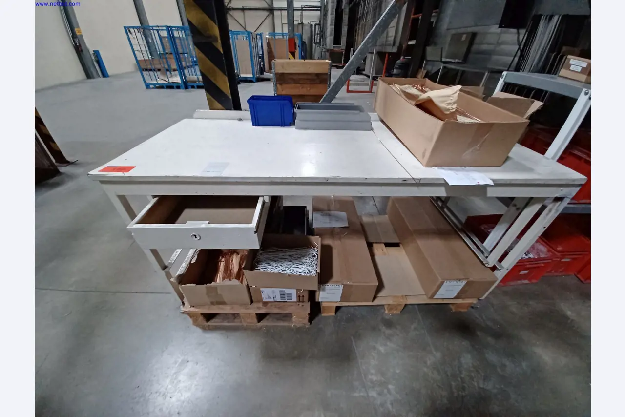 Machines of a lighting manufacturer for metalworking with accessories, continuous painting system, high-bay racking, industrial trucks, vehicles, IT and office equipment-1