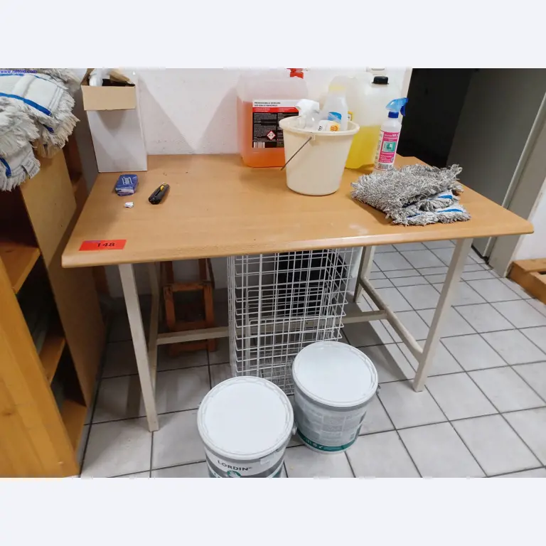 Machines of a lighting manufacturer for metalworking with accessories, continuous painting system, high-bay racking, industrial trucks, vehicles, IT and office equipment-1