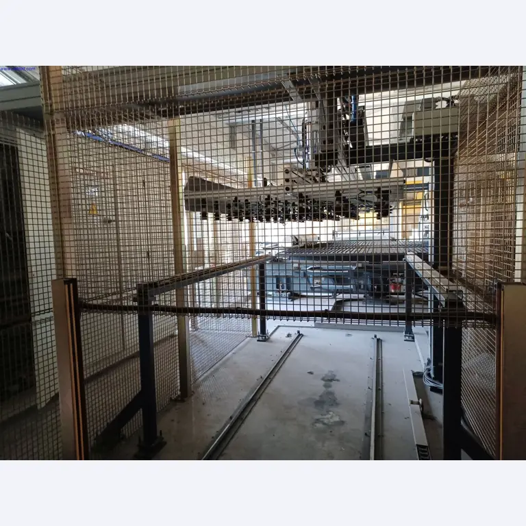 Machines of a lighting manufacturer for metalworking with accessories, continuous painting system, high-bay racking, industrial trucks, vehicles, IT and office equipment-17