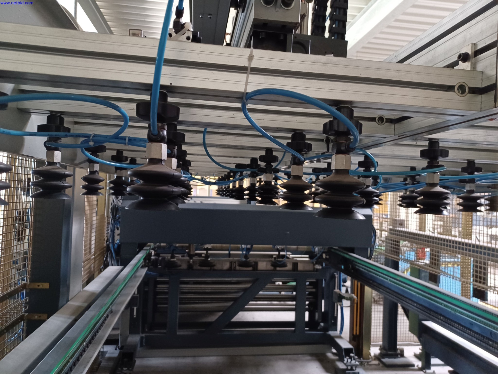 Machines of a lighting manufacturer for metalworking with accessories, continuous painting system, high-bay racking, industrial trucks, vehicles, IT and office equipment-18
