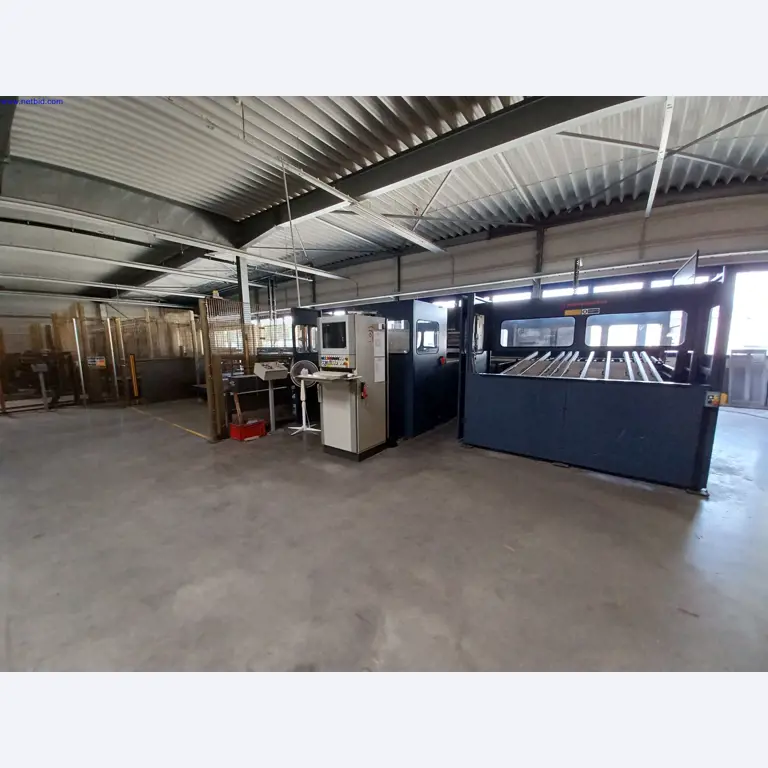 Machines of a lighting manufacturer for metalworking with accessories, continuous painting system, high-bay racking, industrial trucks, vehicles, IT and office equipment-1