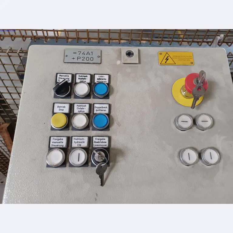 Machines of a lighting manufacturer for metalworking with accessories, continuous painting system, high-bay racking, industrial trucks, vehicles, IT and office equipment-5