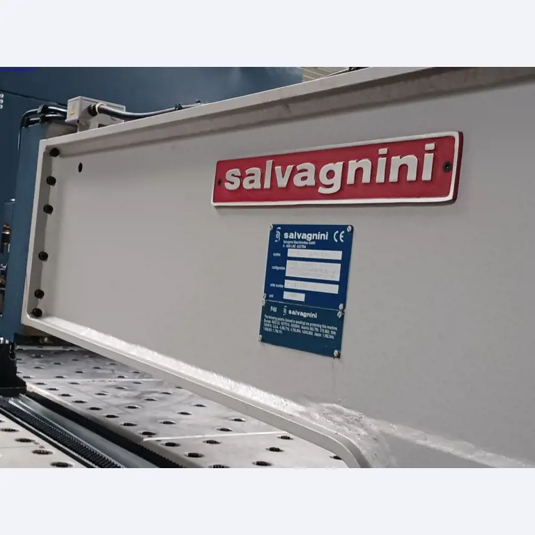 Machines of a lighting manufacturer for metalworking with accessories, continuous painting system, high-bay racking, industrial trucks, vehicles, IT and office equipment-8