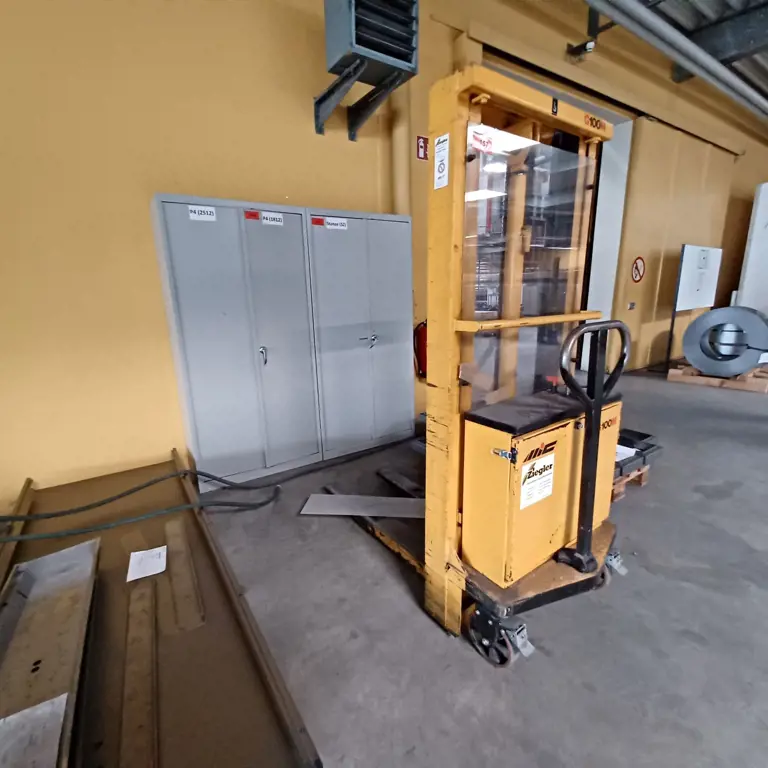 Electric pallet truck MIC G100M