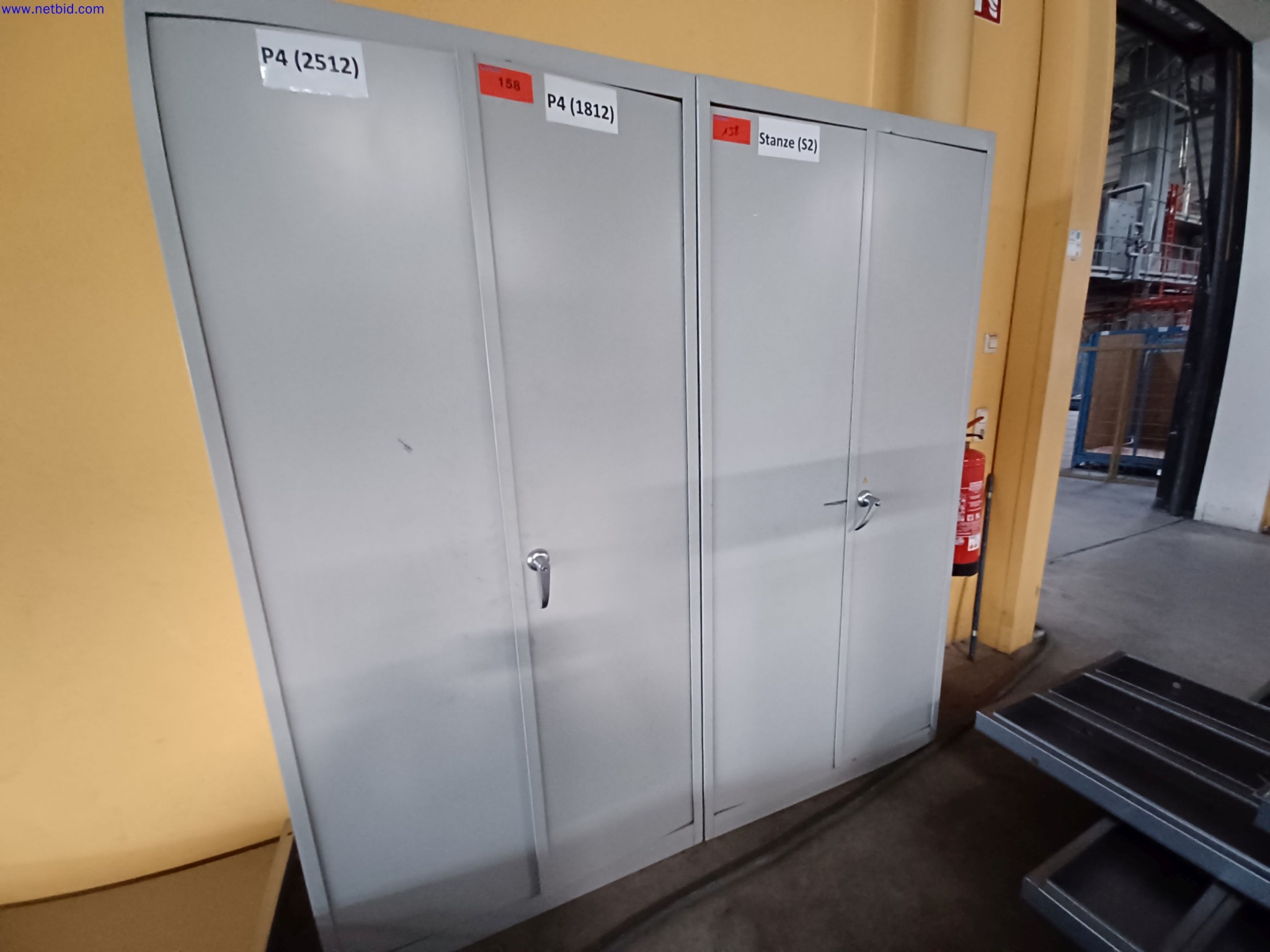 Machines of a lighting manufacturer for metalworking with accessories, continuous painting system, high-bay racking, industrial trucks, vehicles, IT and office equipment-1