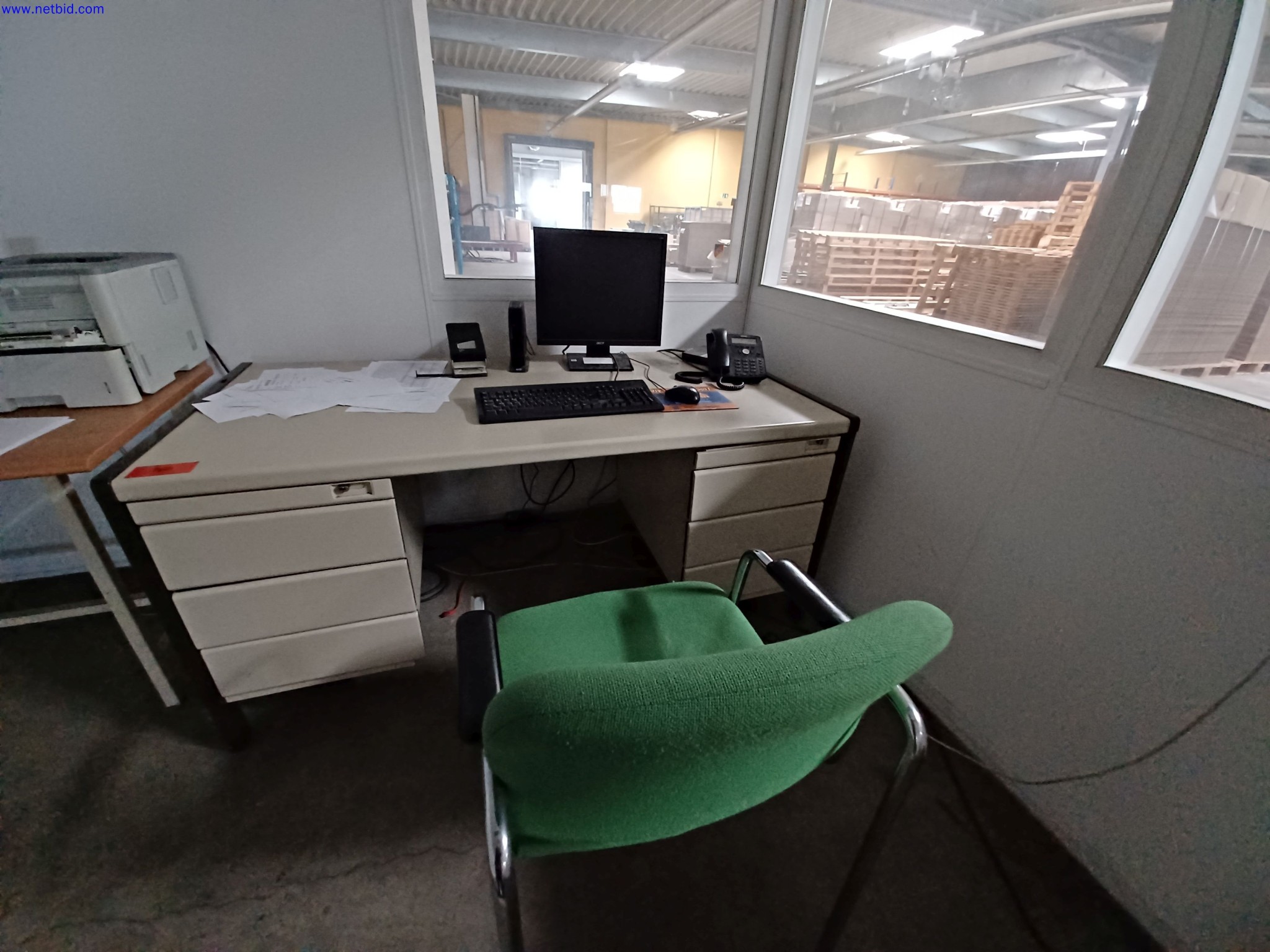 Machines of a lighting manufacturer for metalworking with accessories, continuous painting system, high-bay racking, industrial trucks, vehicles, IT and office equipment-3