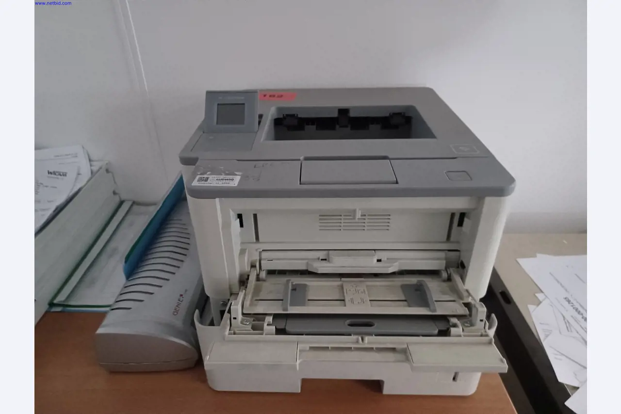 Machines of a lighting manufacturer for metalworking with accessories, continuous painting system, high-bay racking, industrial trucks, vehicles, IT and office equipment-1