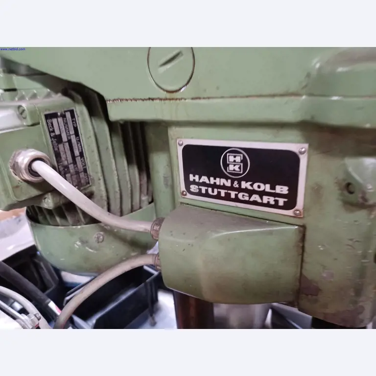 Machines of a lighting manufacturer for metalworking with accessories, continuous painting system, high-bay racking, industrial trucks, vehicles, IT and office equipment-2