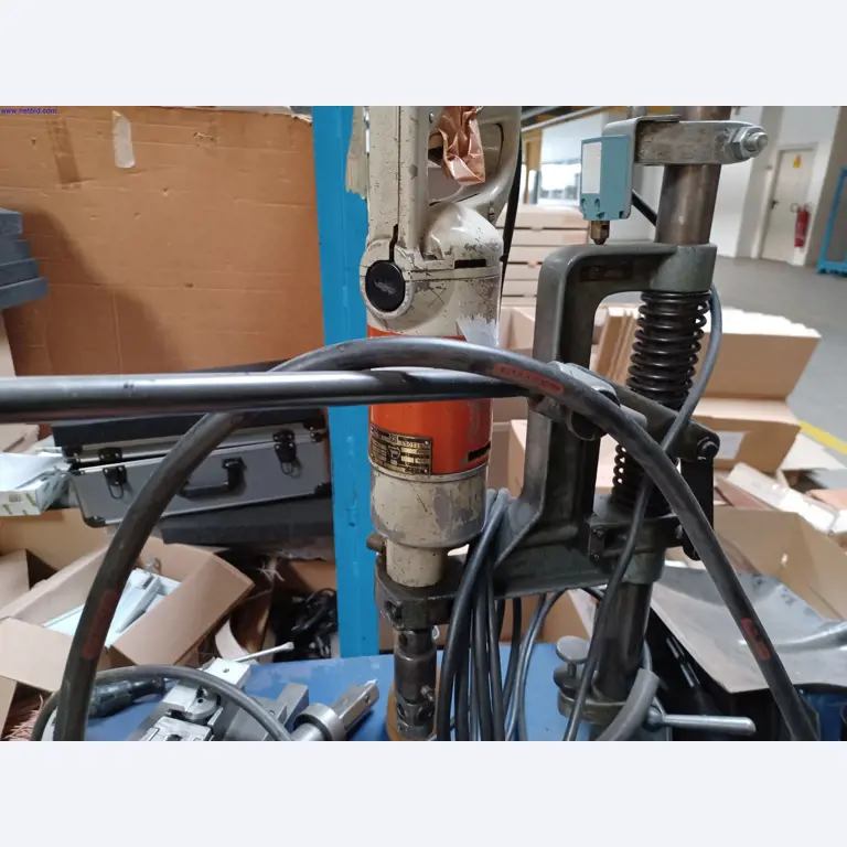 Machines of a lighting manufacturer for metalworking with accessories, continuous painting system, high-bay racking, industrial trucks, vehicles, IT and office equipment-4