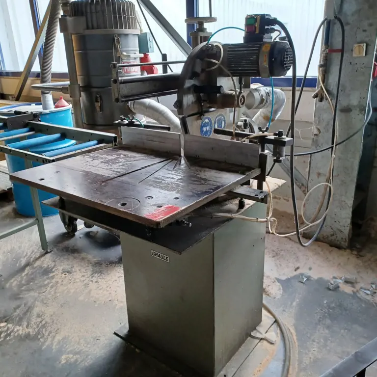 Pull saw Graule
