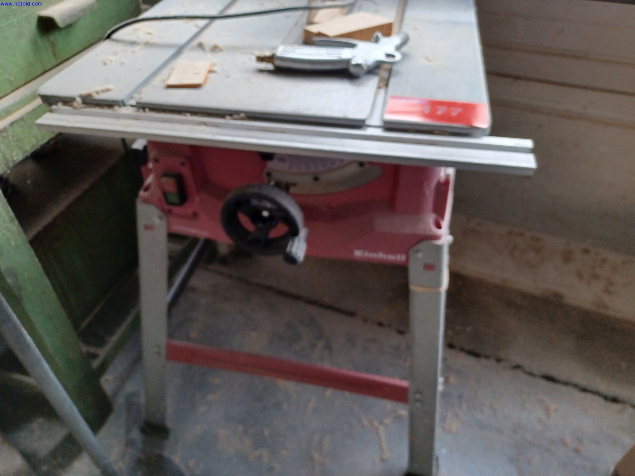 Machines of a lighting manufacturer for metalworking with accessories, continuous painting system, high-bay racking, industrial trucks, vehicles, IT and office equipment-1