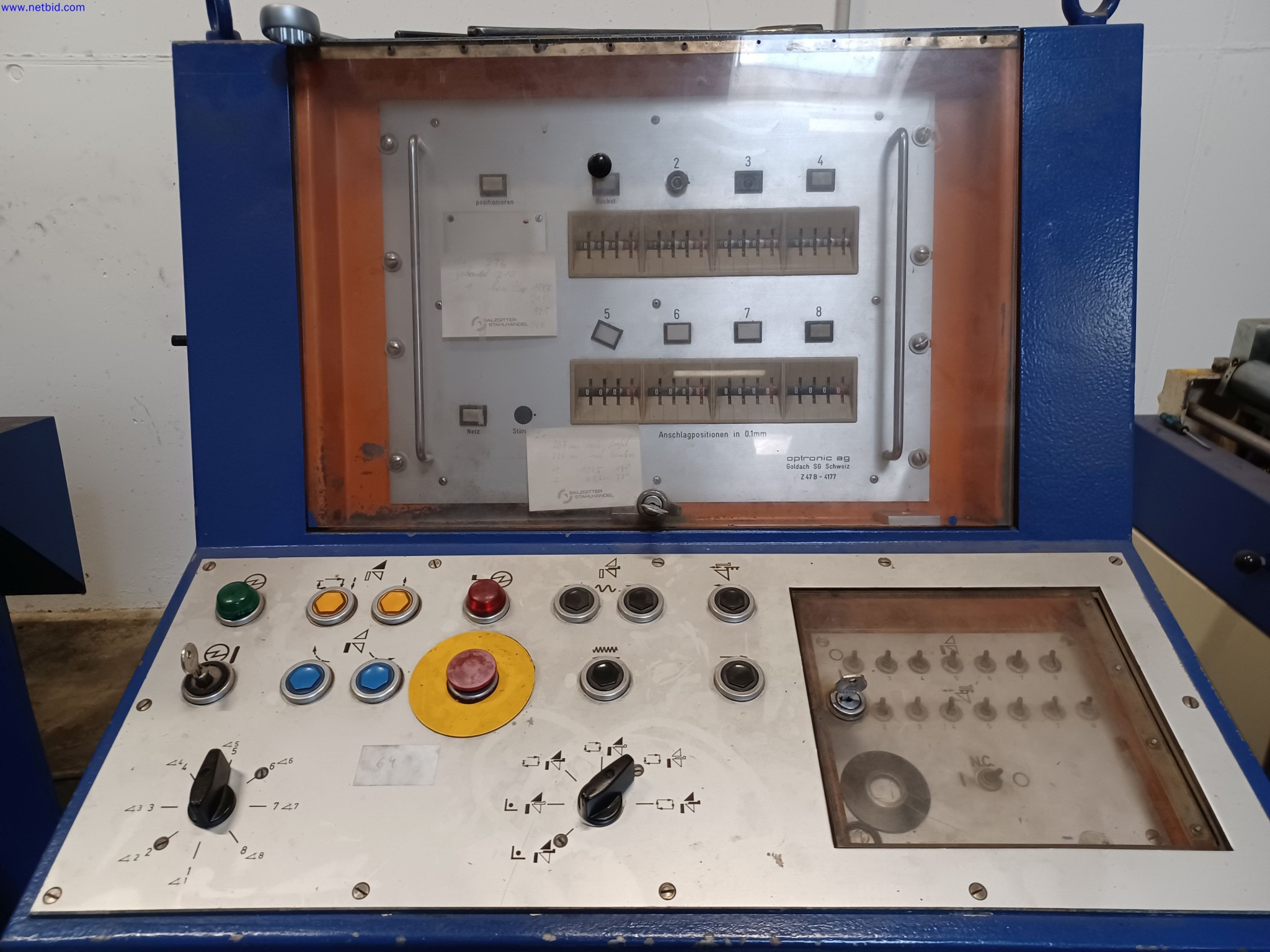 Machines of a lighting manufacturer for metalworking with accessories, continuous painting system, high-bay racking, industrial trucks, vehicles, IT and office equipment-4