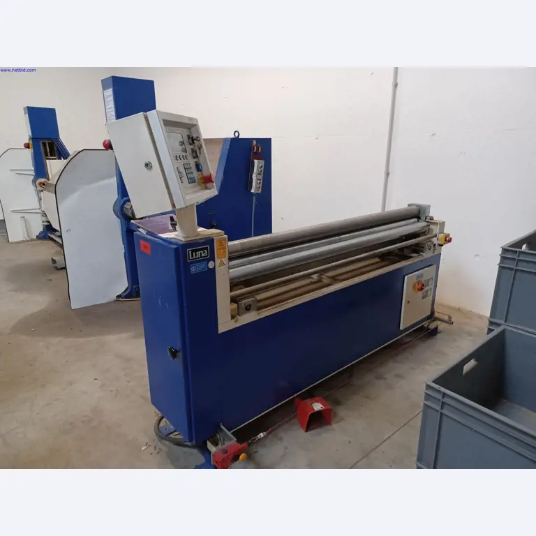 Machines of a lighting manufacturer for metalworking with accessories, continuous painting system, high-bay racking, industrial trucks, vehicles, IT and office equipment-1