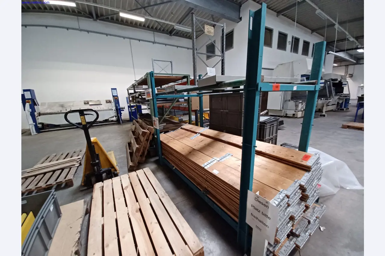 Machines of a lighting manufacturer for metalworking with accessories, continuous painting system, high-bay racking, industrial trucks, vehicles, IT and office equipment-1