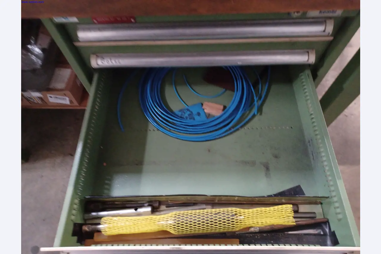 Machines of a lighting manufacturer for metalworking with accessories, continuous painting system, high-bay racking, industrial trucks, vehicles, IT and office equipment-3