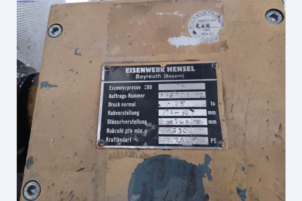 Machines of a lighting manufacturer for metalworking with accessories, continuous painting system, high-bay racking, industrial trucks, vehicles, IT and office equipment-2