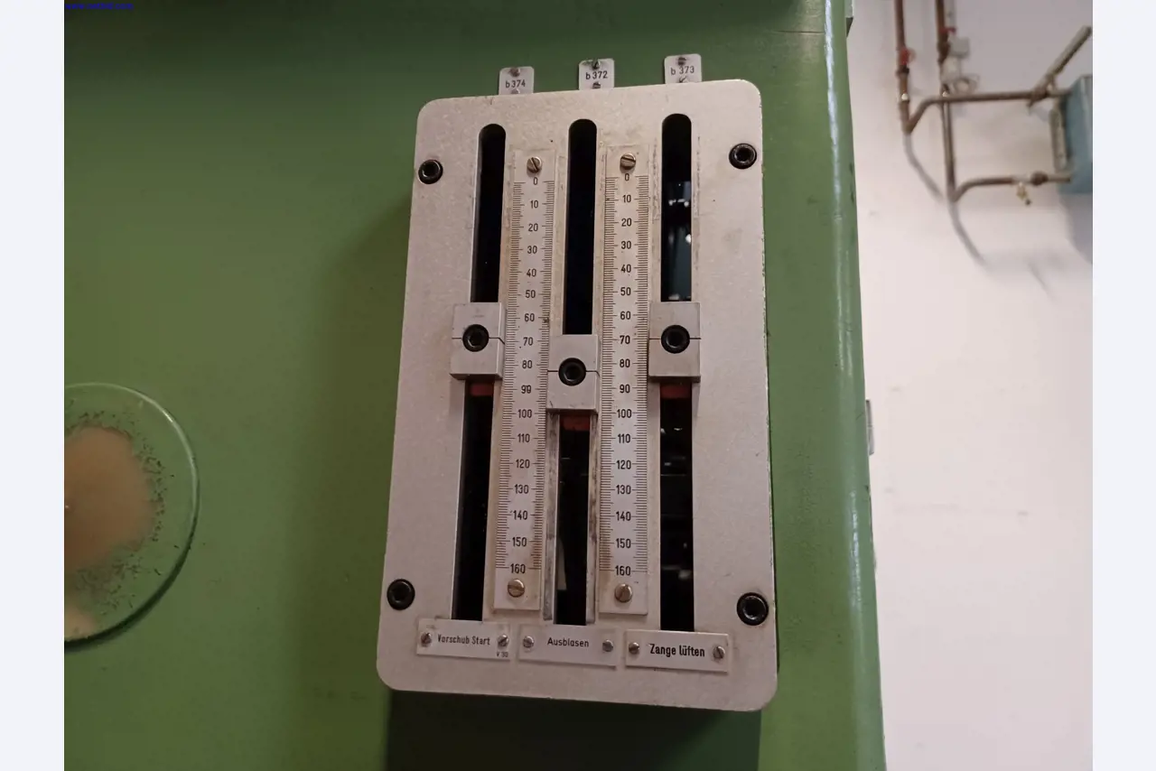 Machines of a lighting manufacturer for metalworking with accessories, continuous painting system, high-bay racking, industrial trucks, vehicles, IT and office equipment-4