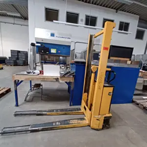 Electric pallet truck Jungheinrich HC10