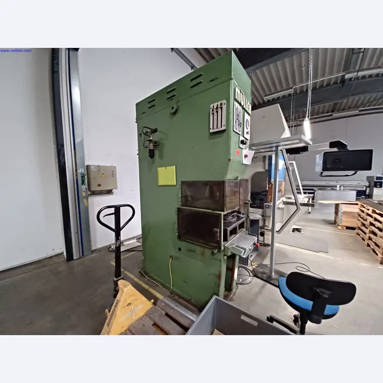 Machines of a lighting manufacturer for metalworking with accessories, continuous painting system, high-bay racking, industrial trucks, vehicles, IT and office equipment-5