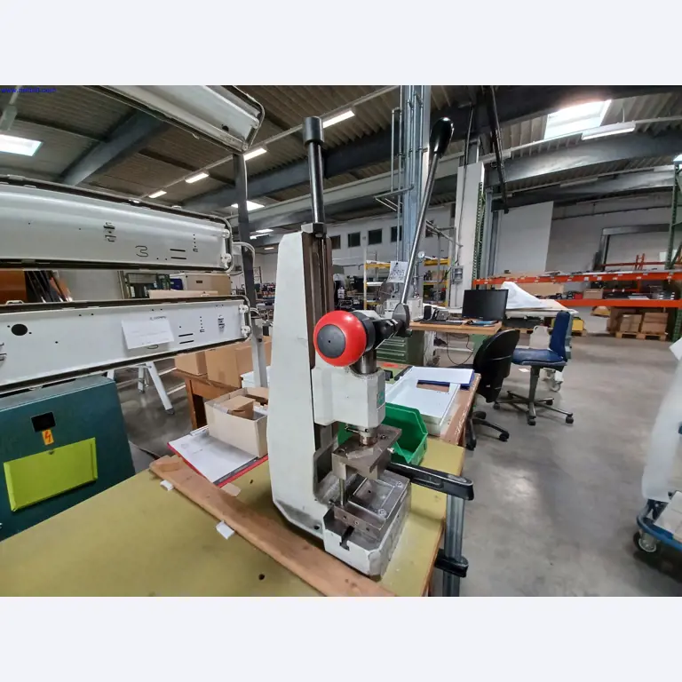 Machines of a lighting manufacturer for metalworking with accessories, continuous painting system, high-bay racking, industrial trucks, vehicles, IT and office equipment-2