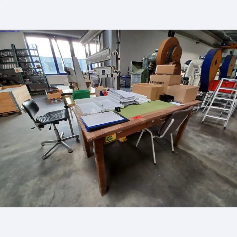 Machines of a lighting manufacturer for metalworking with accessories, continuous painting system, high-bay racking, industrial trucks, vehicles, IT and office equipment-3