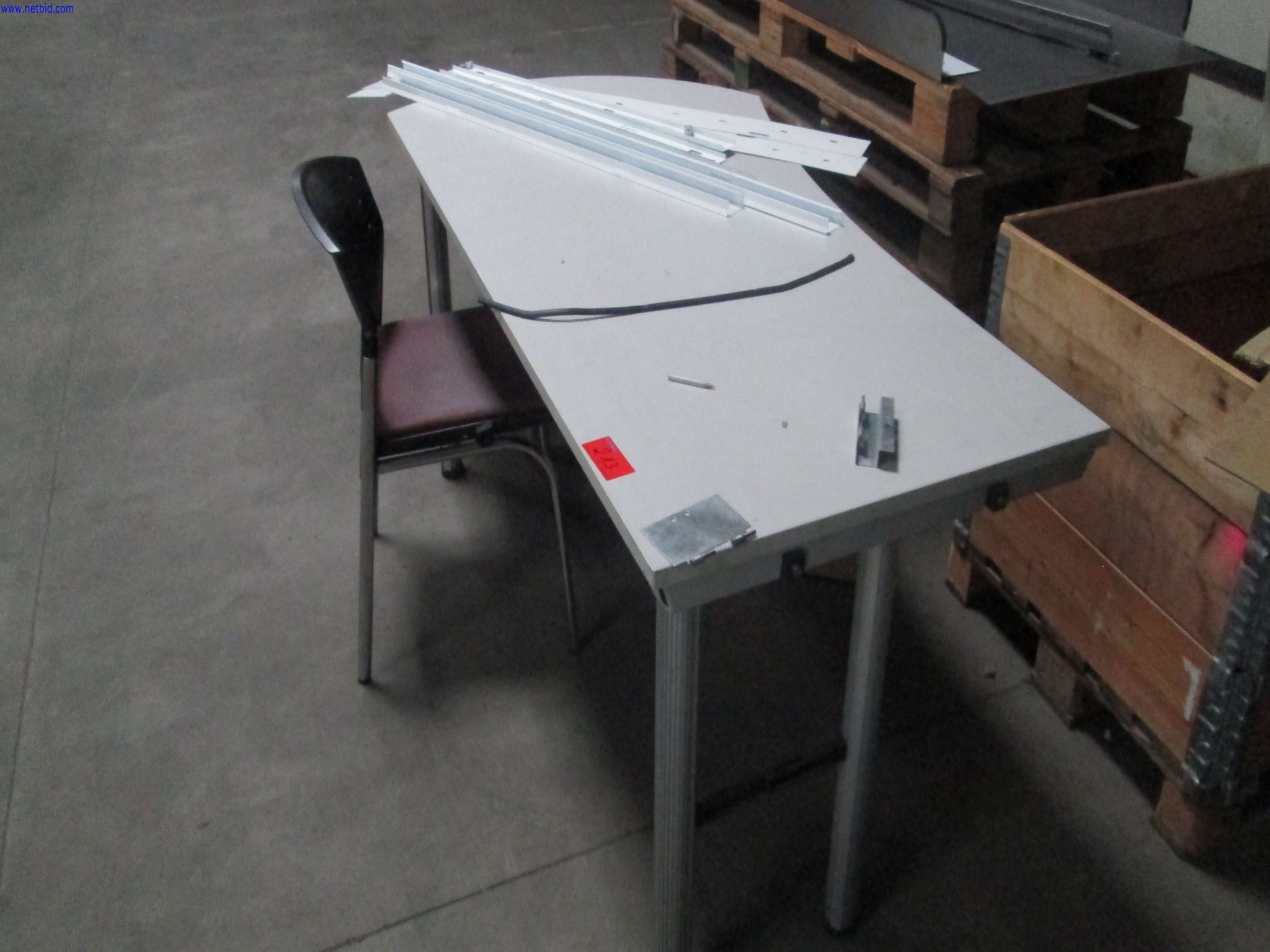 Machines of a lighting manufacturer for metalworking with accessories, continuous painting system, high-bay racking, industrial trucks, vehicles, IT and office equipment-1