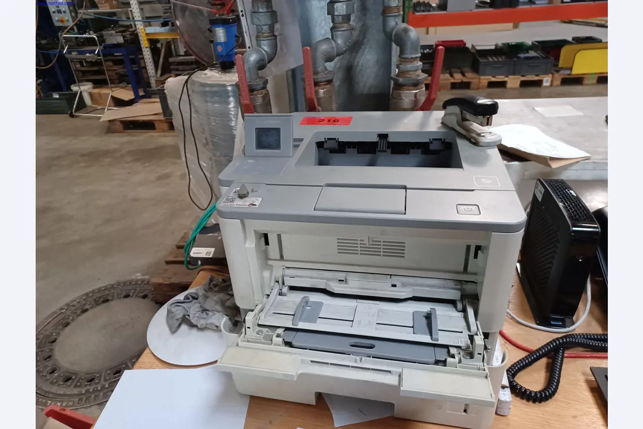 Machines of a lighting manufacturer for metalworking with accessories, continuous painting system, high-bay racking, industrial trucks, vehicles, IT and office equipment-1