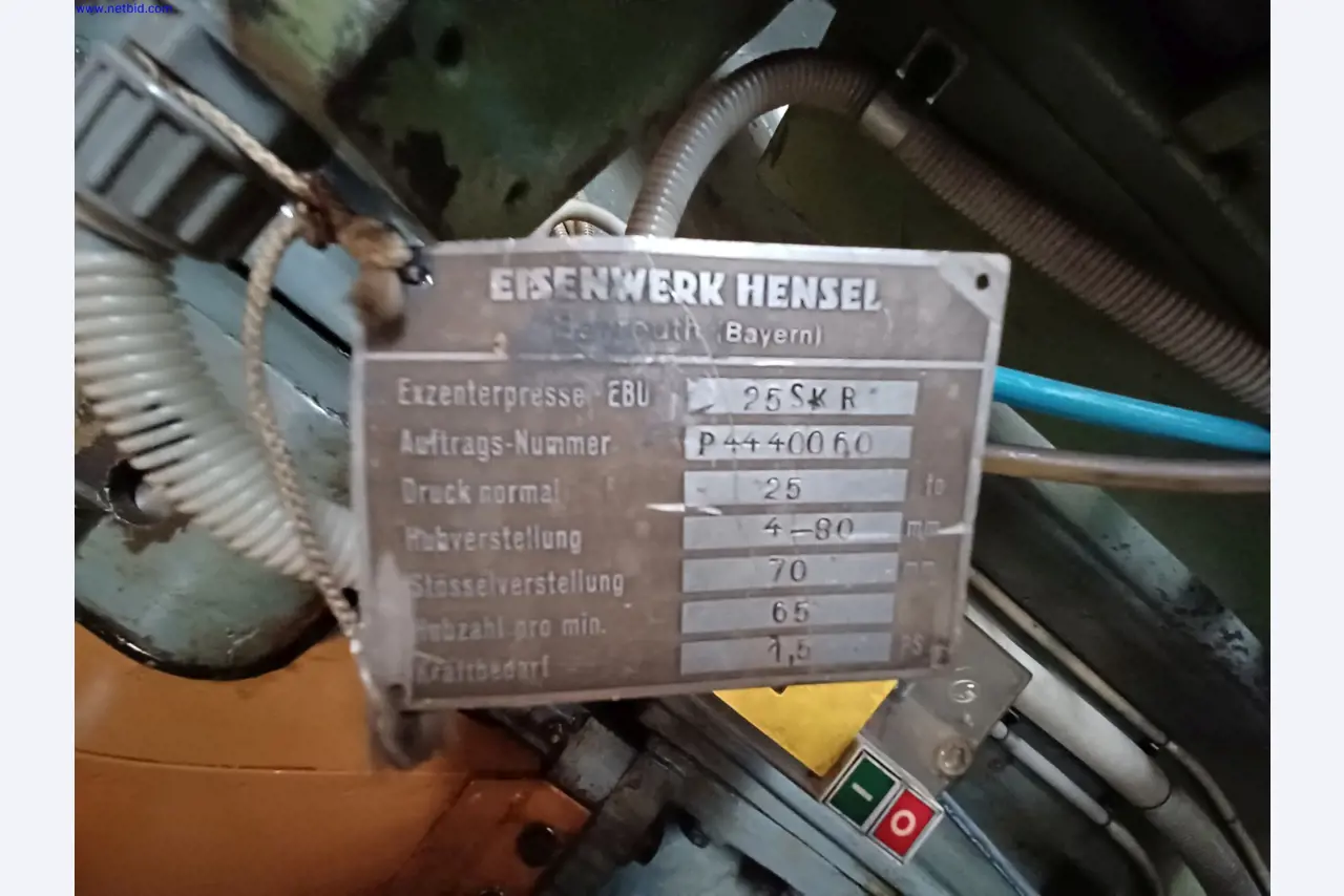 Machines of a lighting manufacturer for metalworking with accessories, continuous painting system, high-bay racking, industrial trucks, vehicles, IT and office equipment-4