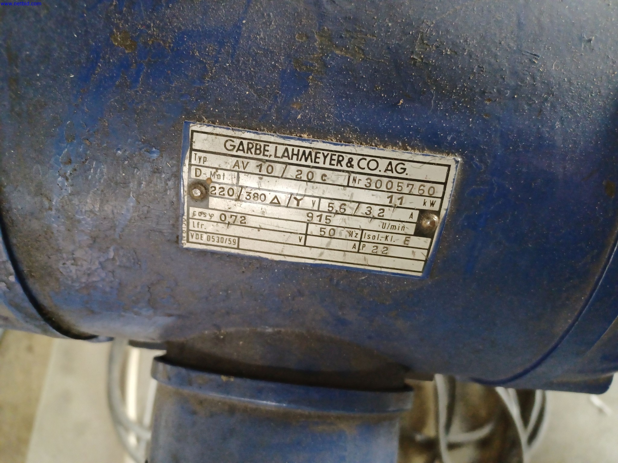 Machines of a lighting manufacturer for metalworking with accessories, continuous painting system, high-bay racking, industrial trucks, vehicles, IT and office equipment-3